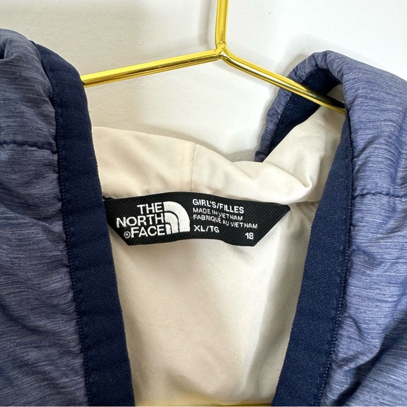 The North Face Blue Puffer Jacket Long Sleeved Hooded Pockets Insulated Girls 18 - Picture 6 of 13